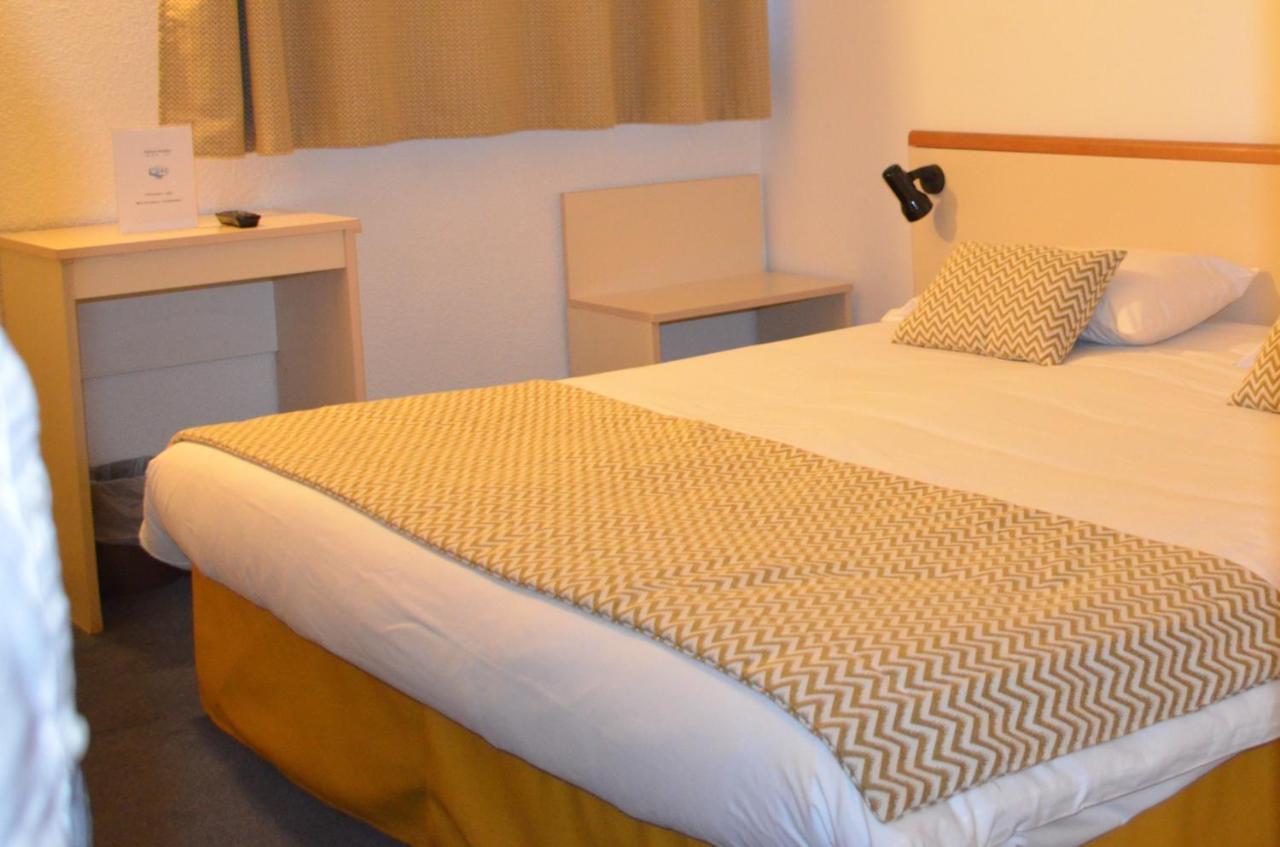 Hotel Aneto Lourdes Eksteriør billede