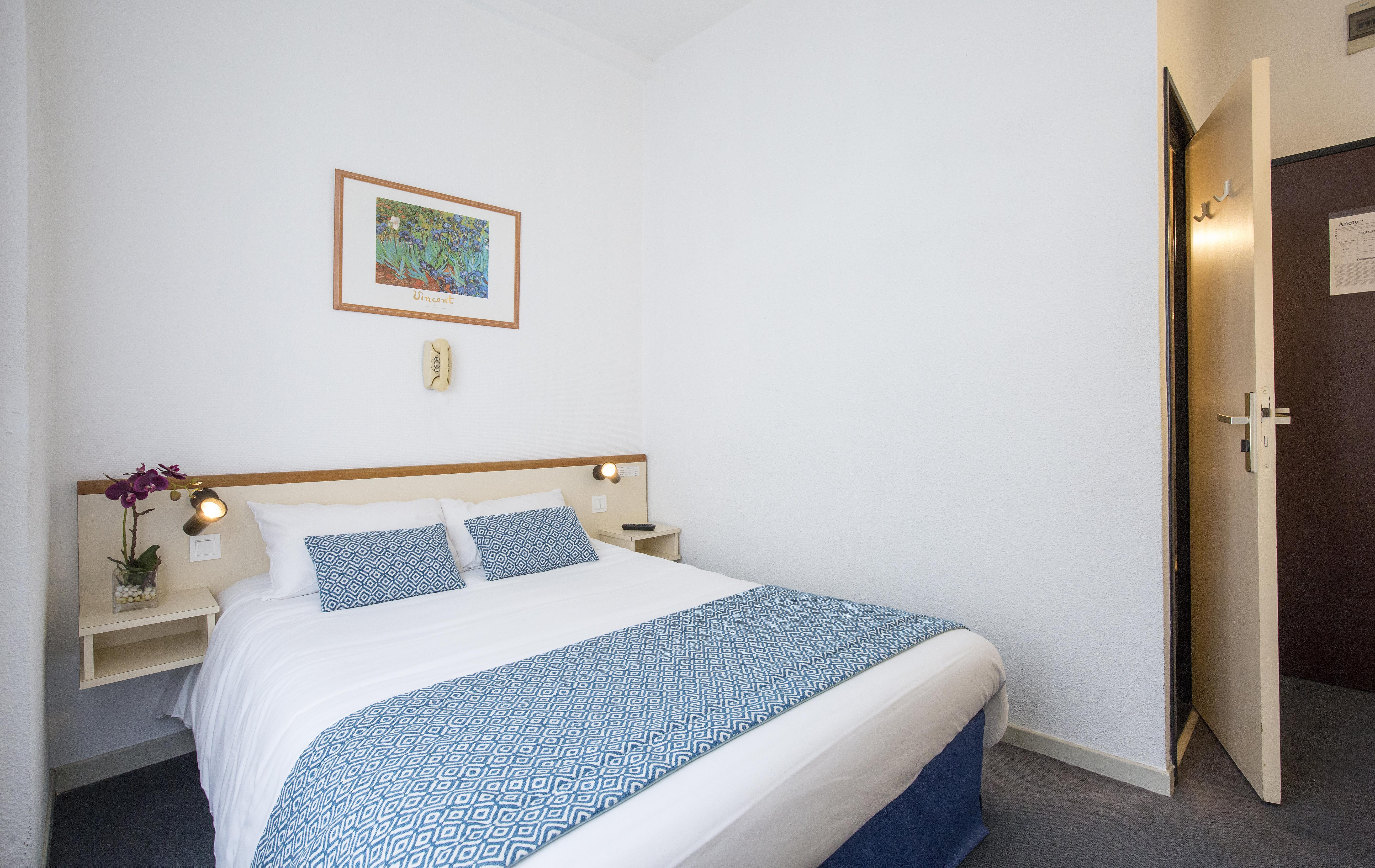 Hotel Aneto Lourdes Eksteriør billede
