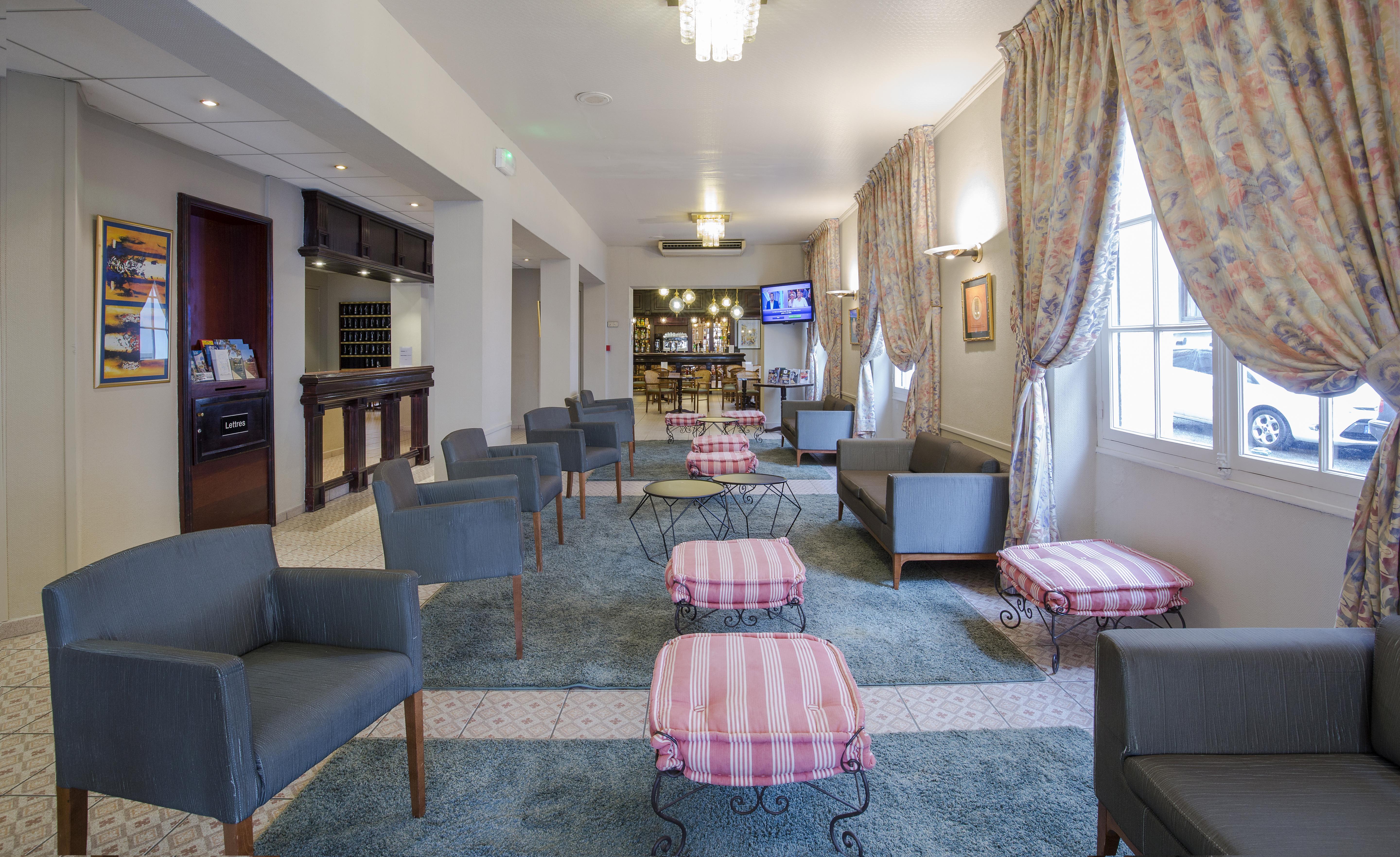 Hotel Aneto Lourdes Eksteriør billede