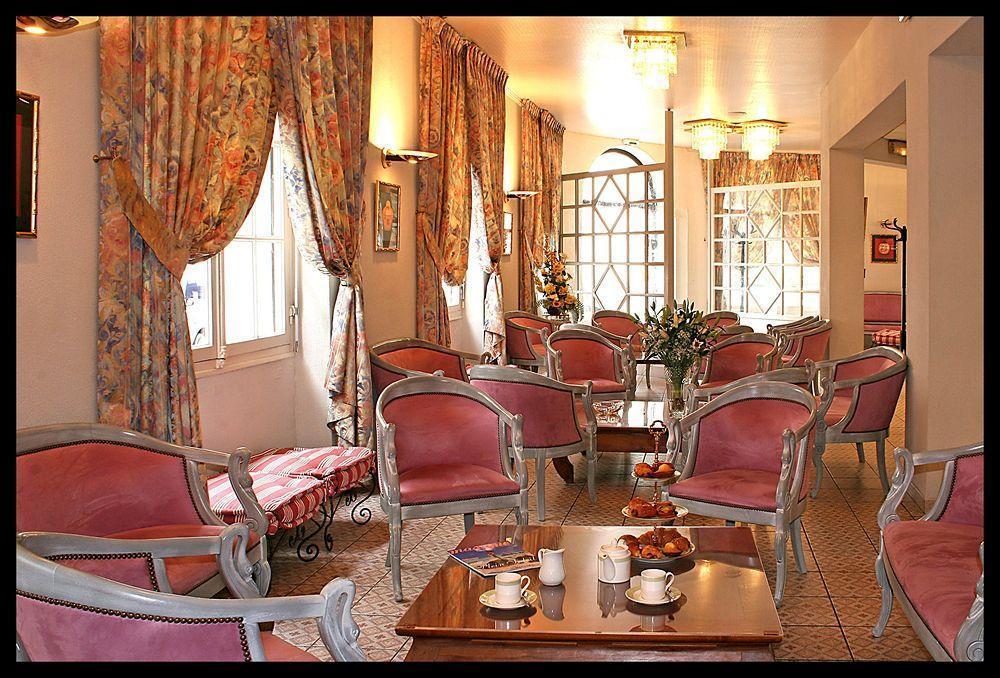 Hotel Aneto Lourdes Eksteriør billede
