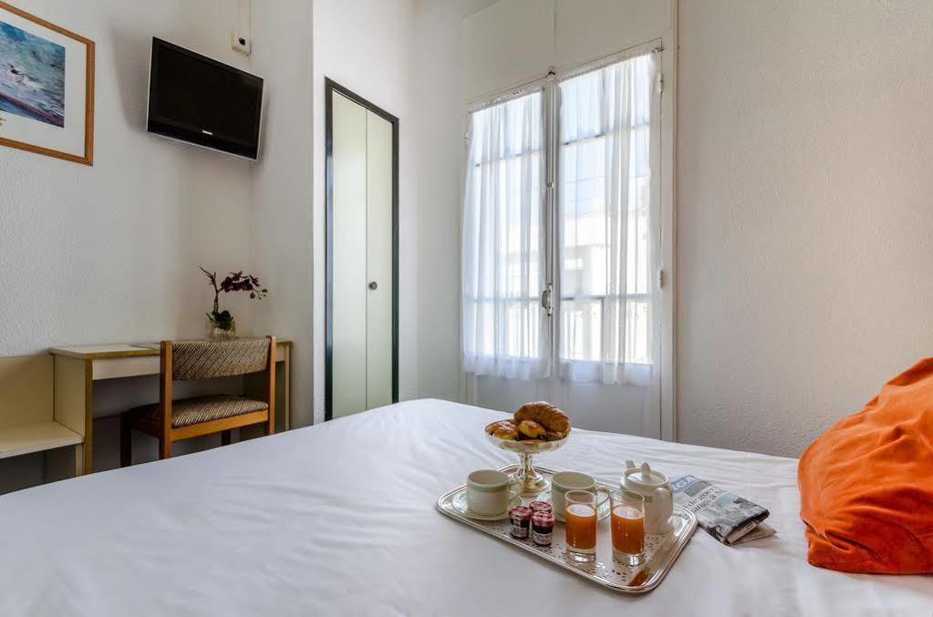 Hotel Aneto Lourdes Eksteriør billede