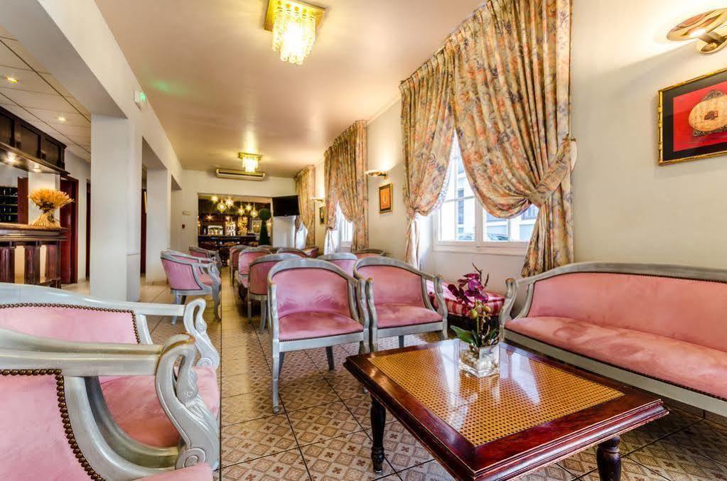 Hotel Aneto Lourdes Eksteriør billede