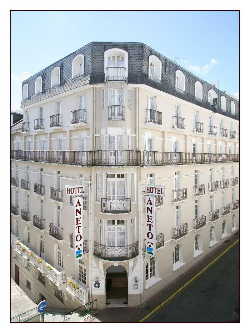 Hotel Aneto Lourdes Eksteriør billede
